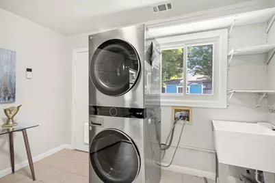 1035 Cherry St, San Carlos, CA 94070 - Photo 27