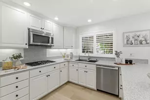 2260 Constitution Dr, San Jose, CA 95124 - Photo 11