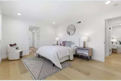 2260 Constitution Dr, San Jose, CA 95124 - Photo 21