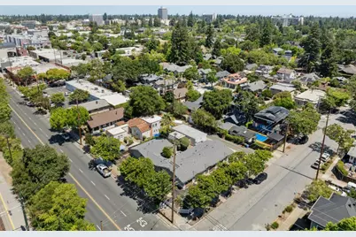 1061 Alma St, Palo Alto, CA 94301 - Photo 13