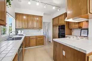 1233 Bellevue 9, Burlingame, CA 94010 - Photo 15
