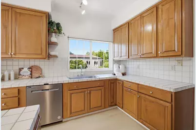 1233 Bellevue 9, Burlingame, CA 94010 - Photo 17