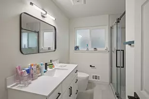 10178 Alpine Dr, Cupertino, CA 95014 - Photo 9