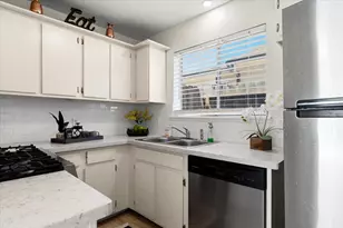 651 N 4th St, San Jose, CA 95112 - Photo 11