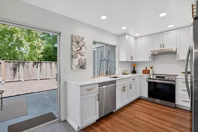 832 Royal Ann Ln, Concord, CA 94518 - Photo 9