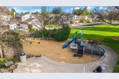 10043 Long Oak Ln, Cupertino, CA 95014 - Photo 83
