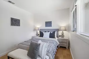10043 Long Oak Ln, Cupertino, CA 95014 - Photo 19