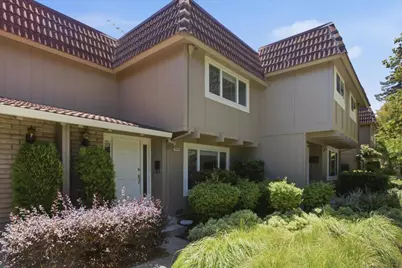 10043 Long Oak Ln, Cupertino, CA 95014 - Photo 31