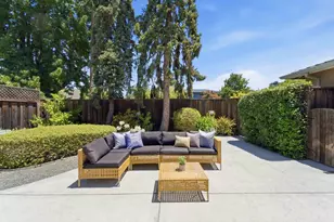 1837 Comstock Ln, San Jose, CA 95124 - Photo 17