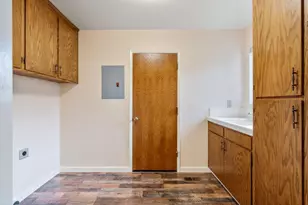729 Helen Dr, Hollister, CA 95023 - Photo 13