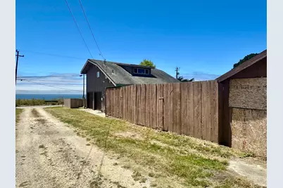 2 3rd Ave, Davenport, CA 95017 - Photo 17