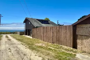 2 3rd Ave, Davenport, CA 95017 - Photo 17
