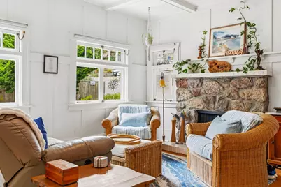 217 Walnut St, Pacific Grove, CA 93950 - Photo 7