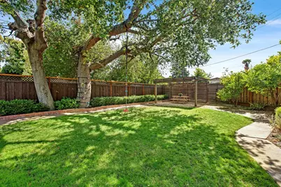1257 Gooseberry Ct, Sunnyvale, CA 94087 - Photo 17