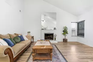 37 Coyle Creek Cir, Fair Oaks, CA 95628 - Photo 5