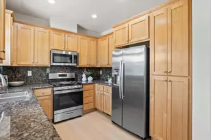 585 Amherst Terrace, Sunnyvale, CA 94087 - Photo 11