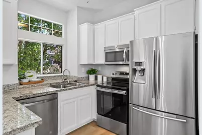 979 Pinto Palm Ter 24, Sunnyvale, CA 94087 - Photo 9