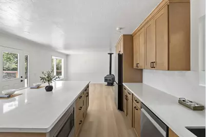 620 Hidden Valley Rd, Royal Oaks, CA 95076 - Photo 9