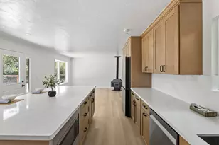 620 Hidden Valley Rd, Royal Oaks, CA 95076 - Photo 9