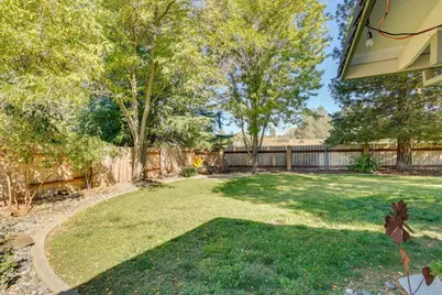5902 Beaumont Dr, Redding, CA 96003 - Photo 19