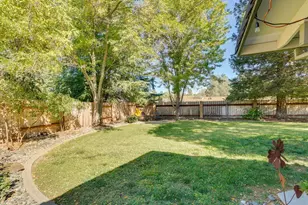 5902 Beaumont Dr, Redding, CA 96003 - Photo 19