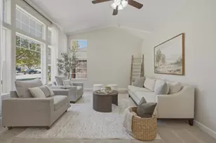 871 Joe Borovich Dr, Hollister, CA 95023 - Photo 9