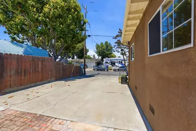 2495 Gloria Way, East Palo Alto, CA 94303 - Photo 51