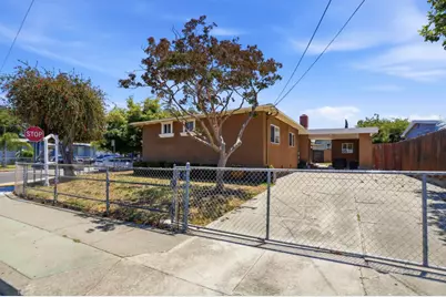 2495 Gloria Way, East Palo Alto, CA 94303 - Photo 47