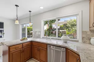 127 Park Watson Pl, San Jose, CA 95136 - Photo 13
