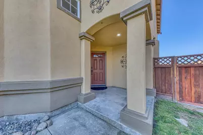 1529 Oyster Bay Ct, Salinas, CA 93906 - Photo 3