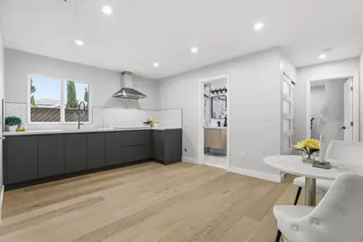 3109 Maddux Dr, Palo Alto, CA 94303 - Photo 15
