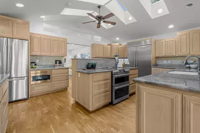 14836 Elton Dr, San Jose, CA 95124 - Photo 19