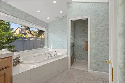 14836 Elton Dr, San Jose, CA 95124 - Photo 37
