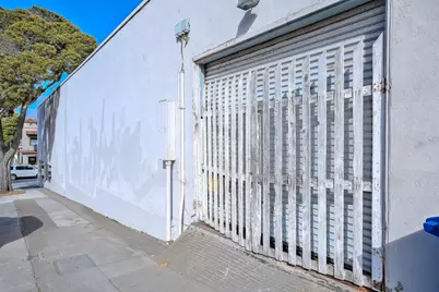 299 Lighthouse Ave, Monterey, CA 93940 - Photo 15