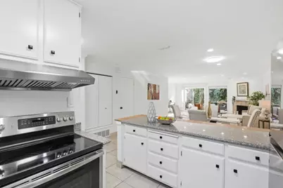 117 Mission Dr, East Palo Alto, CA 94303 - Photo 17