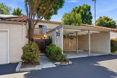 117 Mission Dr, East Palo Alto, CA 94303 - Photo 1
