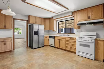353 West Ct, San Jose, CA 95116 - Photo 5