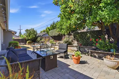 2586 Bobolink Dr, San Jose, CA 95125 - Photo 31
