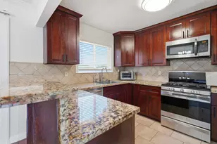2530 Cottonwood Dr, San Bruno, CA 94066 - Photo 11