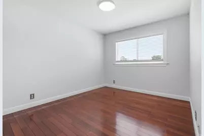 2530 Cottonwood Dr, San Bruno, CA 94066 - Photo 17