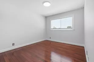2530 Cottonwood Dr, San Bruno, CA 94066 - Photo 17