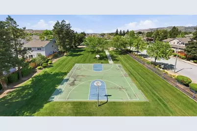 17765 Calle Hermosa, Morgan Hill, CA 95037 - Photo 33