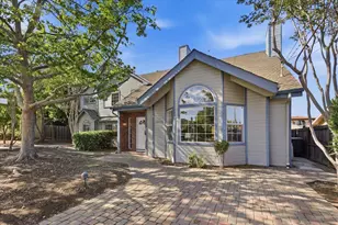 21075 Greenleaf Dr, Cupertino, CA 95014 - Photo 79