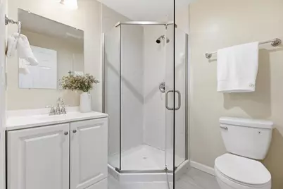 21075 Greenleaf Dr, Cupertino, CA 95014 - Photo 69