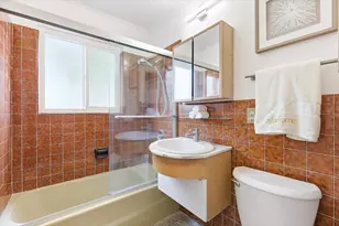 21075 Greenleaf Dr, Cupertino, CA 95014 - Photo 41