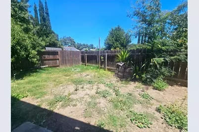 9010 Stacey Ct, Stockton, CA 95209 - Photo 13