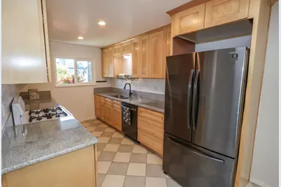 142 Sir Francis Ct, Capitola, CA 95010 - Photo 11