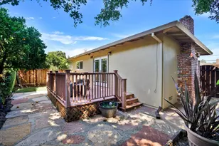 124 Oakwood Dr, Redwood City, CA 94061 - Photo 57