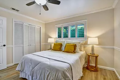 124 Oakwood Dr, Redwood City, CA 94061 - Photo 51
