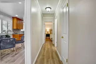 124 Oakwood Dr, Redwood City, CA 94061 - Photo 25